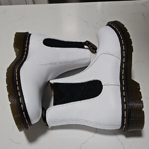 DR.Martens NWOT white Chelsea Boots Size 10